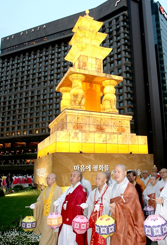 2012.05.07_시청앞 점등식1 (2)